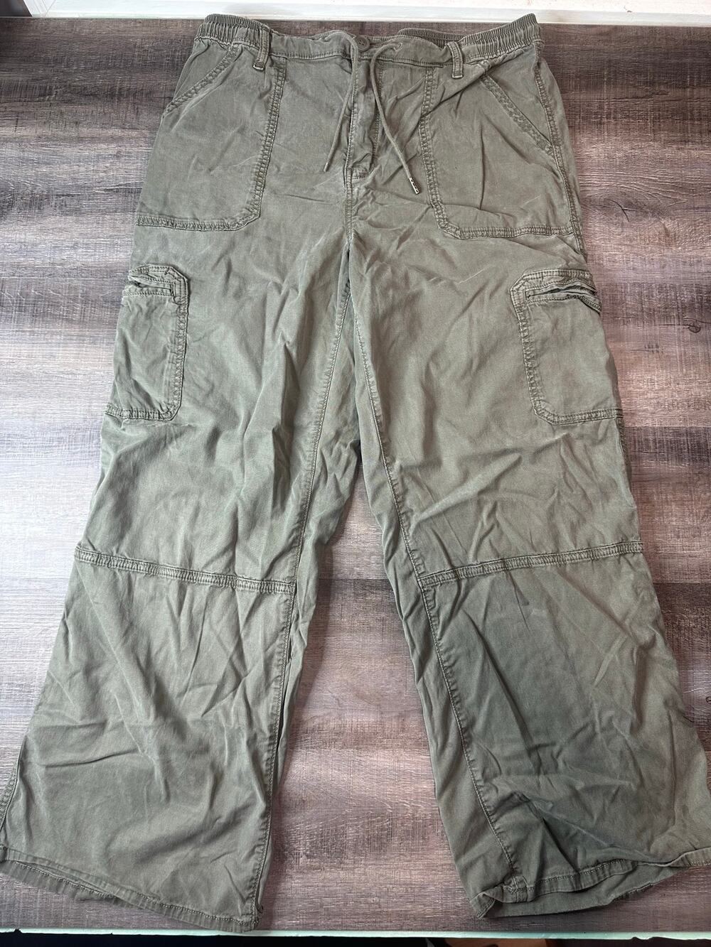 SO High Rise Cargo Wide Leg Utility Pants Sage Olive XL